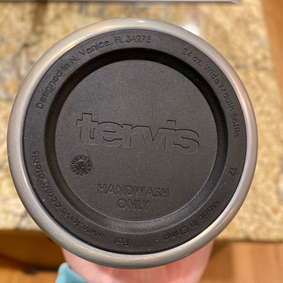 Dragonfly 24 oz Tervis stainless water bottle - Picture 2 of 3